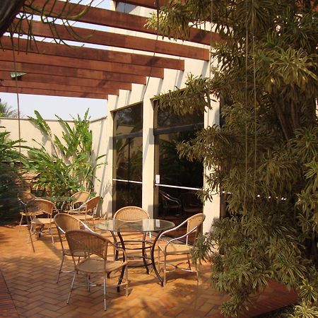 Vancouver Hotel- 500 Metros Rodovia Anhanguera Ribeirao Preto Exterior photo