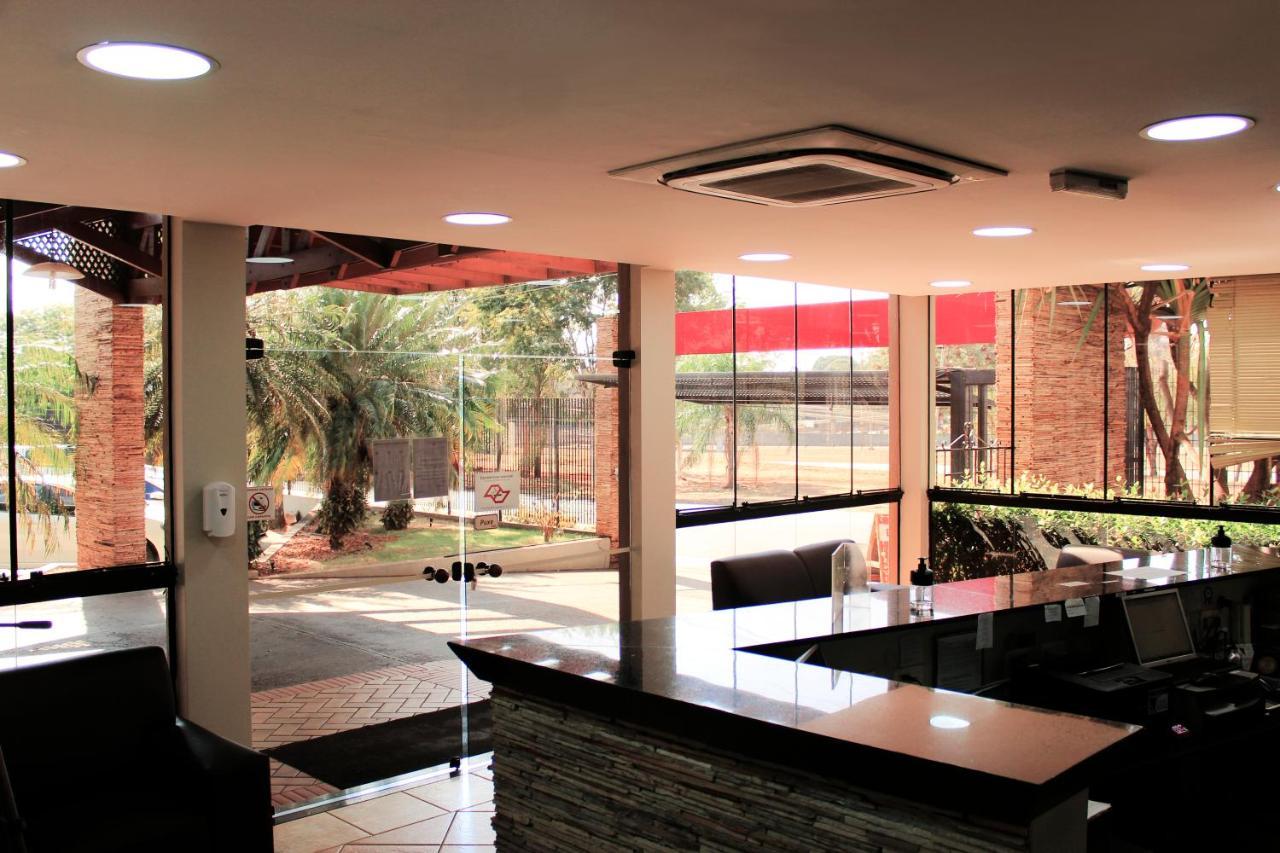 Vancouver Hotel- 500 Metros Rodovia Anhanguera Ribeirao Preto Exterior photo