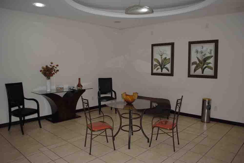 Vancouver Hotel- 500 Metros Rodovia Anhanguera Ribeirao Preto Exterior photo