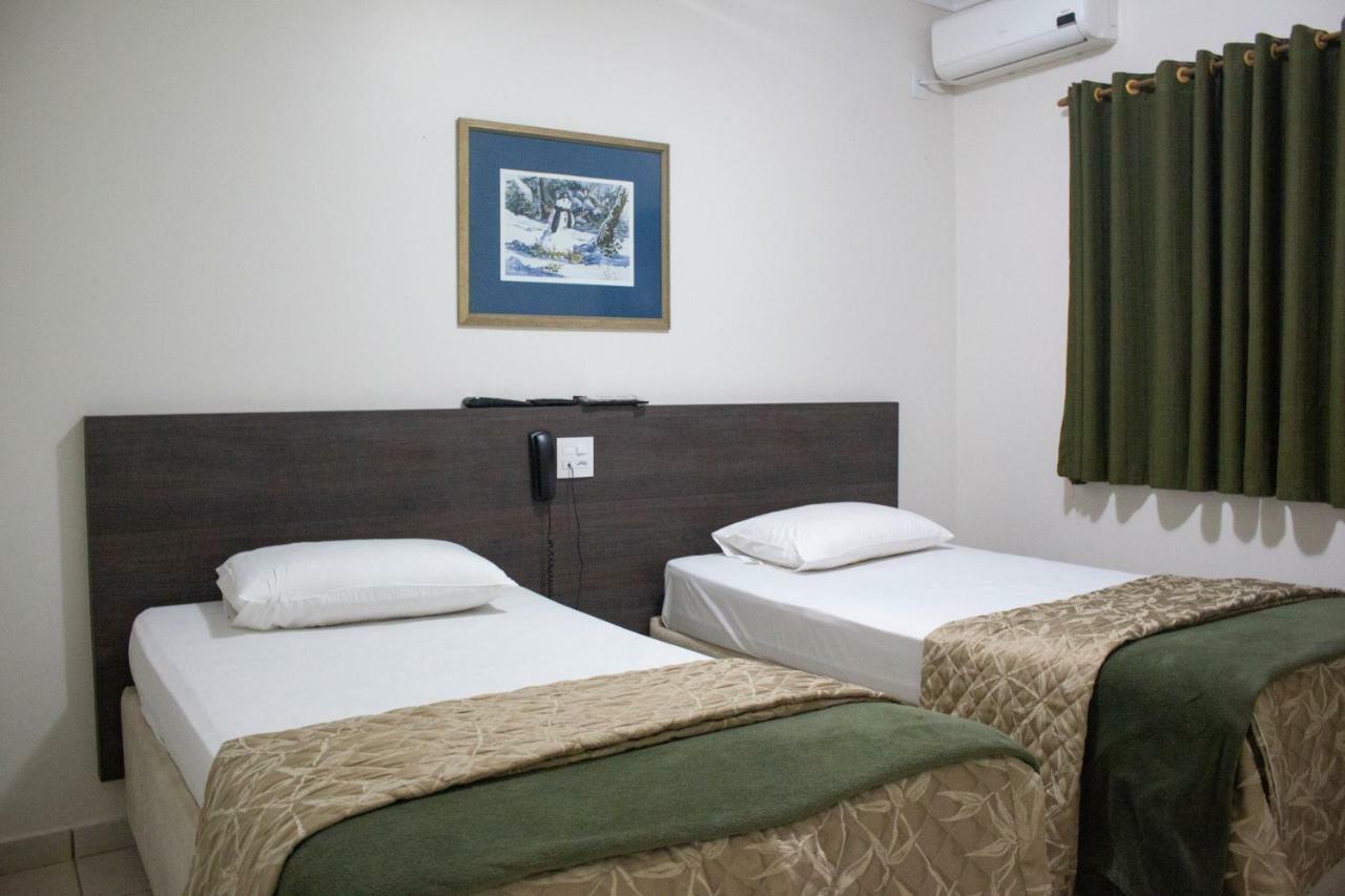 Vancouver Hotel- 500 Metros Rodovia Anhanguera Ribeirao Preto Exterior photo
